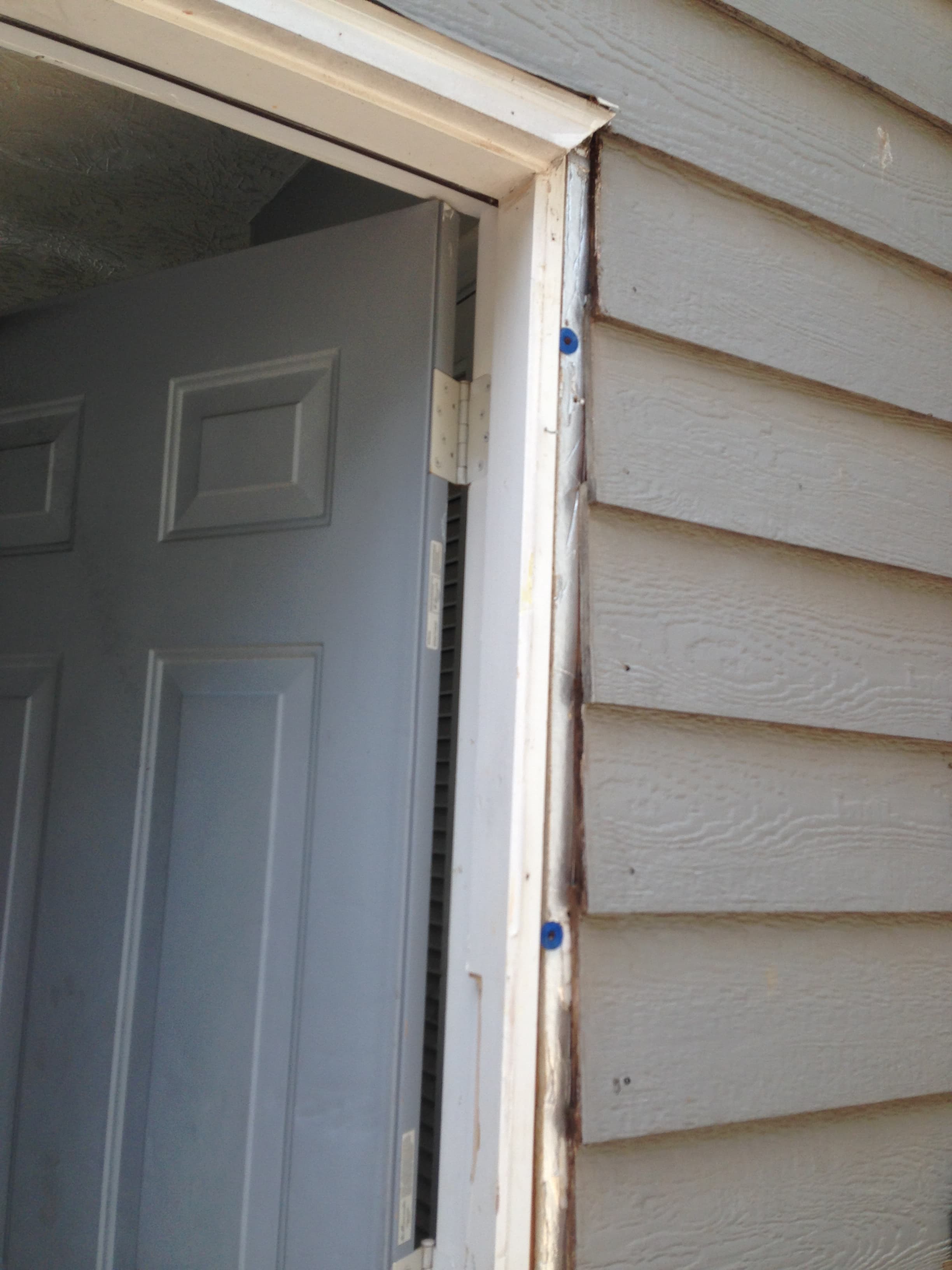 Trim removal and replacement